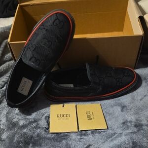 Gucci Men's Black Loafers with Red Accents